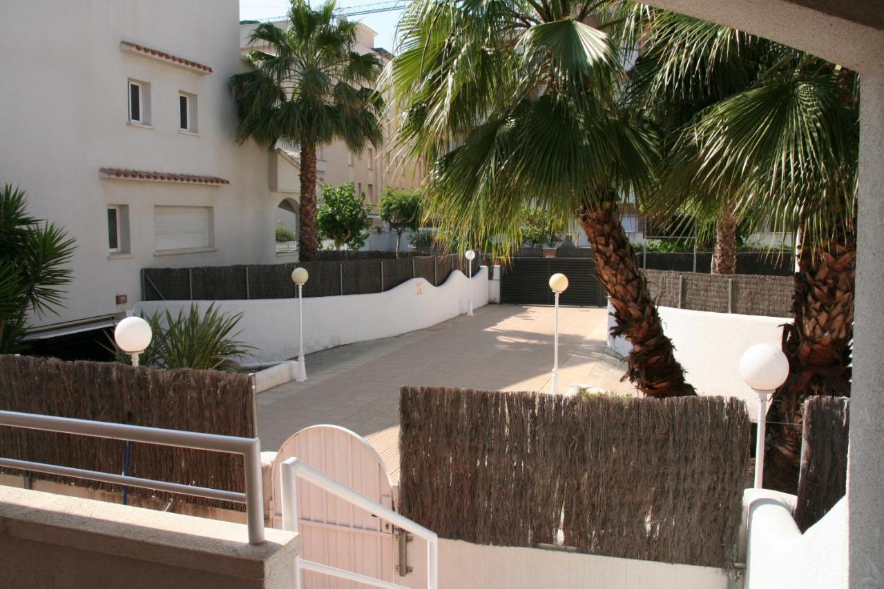 R142 Manila Resort Central Calafell Zewnętrze zdjęcie