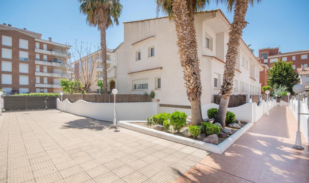 R142 Manila Resort Central Calafell Zewnętrze zdjęcie