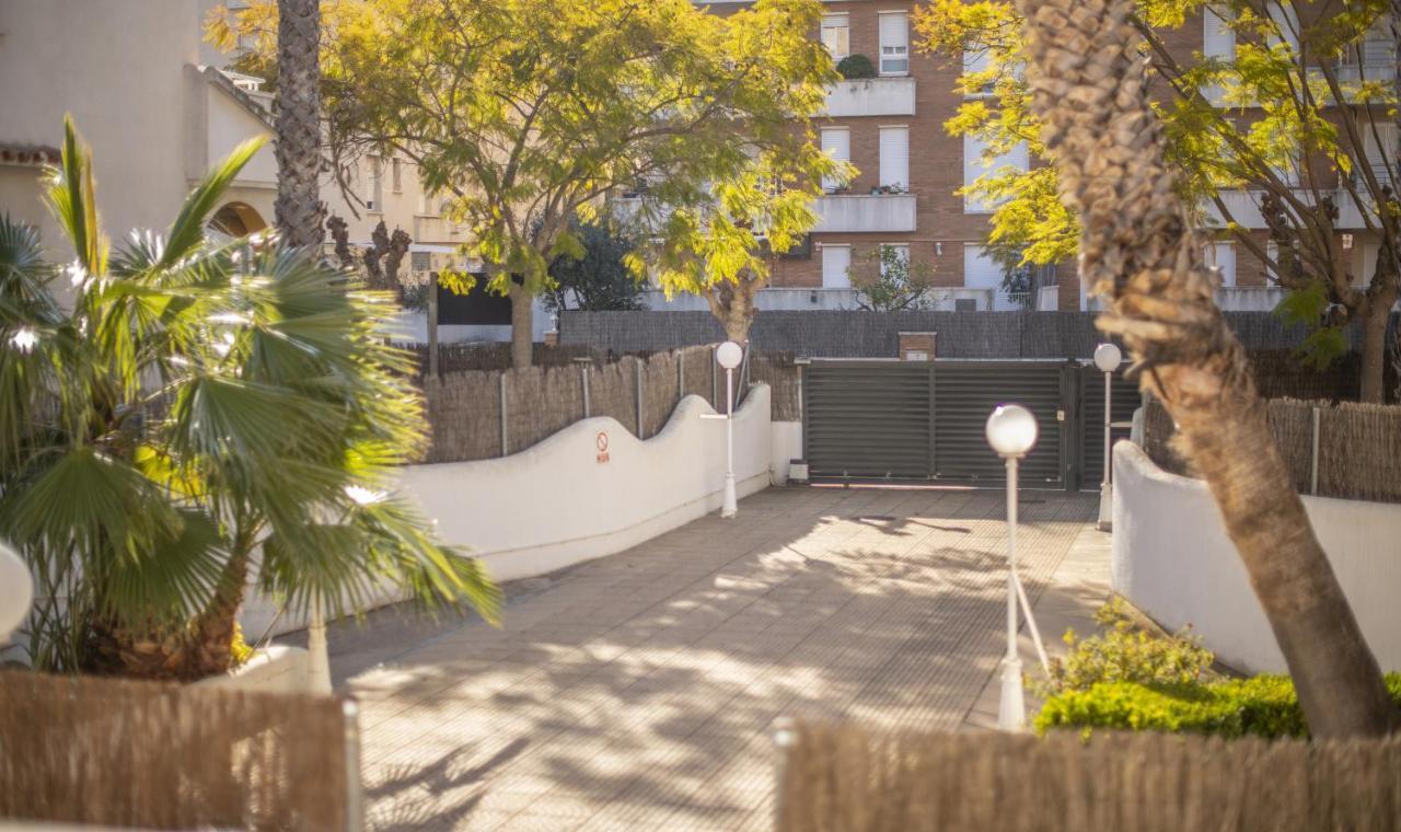 R142 Manila Resort Central Calafell Zewnętrze zdjęcie
